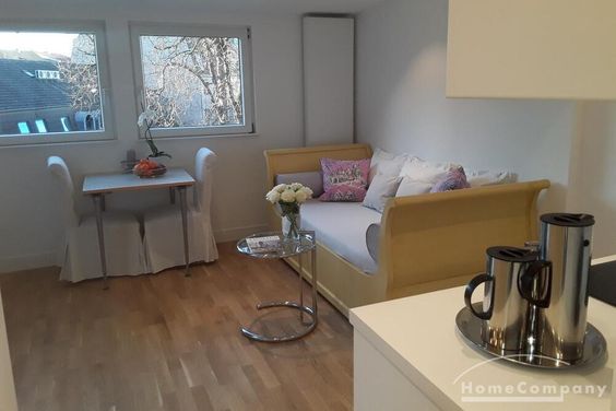 Westend (8071997) Möbliertes 2-Zimmerapartment mit einer gemütlichen Loggia