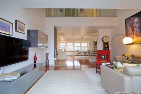 Wunderschöne Maisonettewohnung in Pempelfort inklusive PKW-Stellplatz, 2 Schlafzimmer und 2 Bäder, Rheinufer zu Fuß erreichbar