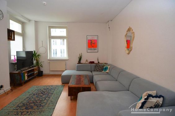 Große 4-Zimmer-Wohnung in Friedrichshain, möbliert