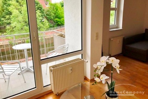 Döhren-Waldhausen-Seelhorst, Direkter Wasserblick in absoluter Toplage auf der Leineinsel u. exklusiv möbliert