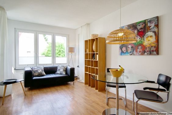 Modern möblierte 2-Zimmerwohnung in Düsseldorf Grafenberg, schönes Haus, ruhige Lage und nur 8 Minuten in die City.