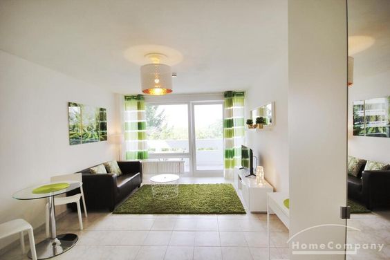 Neu Isenburg (8063895) – Helles Apartment am Isenburgzentrum mit Stellplatz