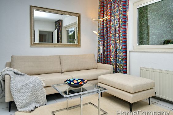 Dem Rhein so nah! Wohnung über 2 Ebenen in absolut ruhiger Lage von Düsseldorf Wittlaer