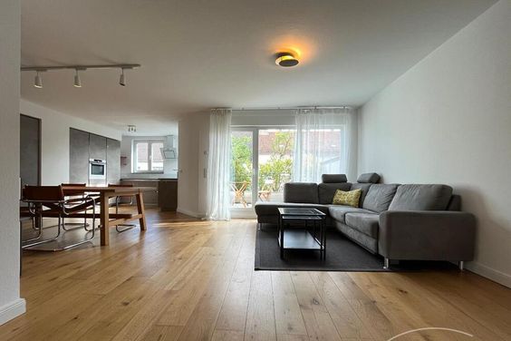 Offenbach (8072220) Möblierte Maisonettewohnung in belibter Offenbacher Wohnlage