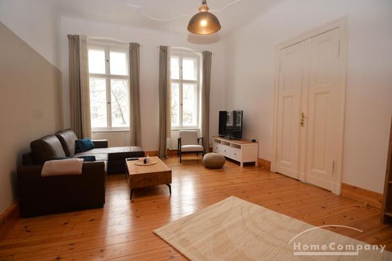 Helle und große 3-Zimmer-Wohnung in Charlottenburg, möbliert