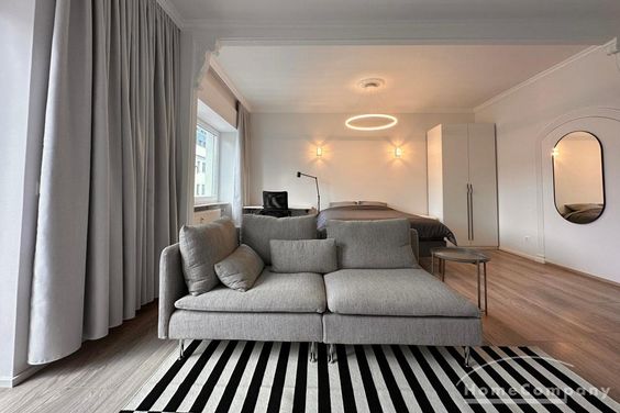 **Helles und großzügiges WG-Zimmer in Alt Saarbrücken**