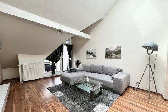 Bad Soden (8071637) Neu möblierte Dachgeschoßwohnung mit Blick ins Grüne