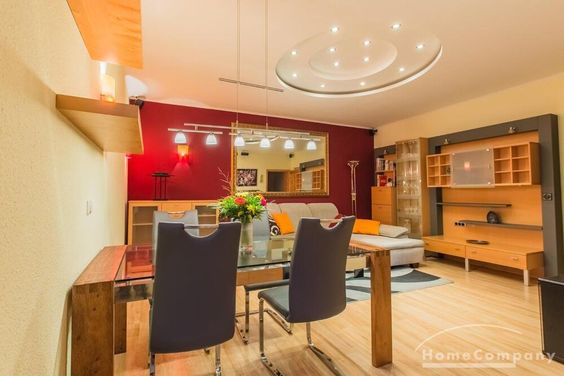 Große 2-Zimmer-Altbauwohnung in Schöneberg, möbliert