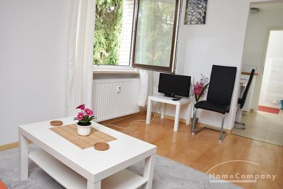 Ricklingen, Modern möbliertes Apartment im 1. OG