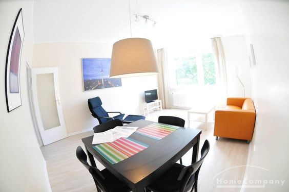 Helle 3-Zimmer-Wohnung mit Balkon in Berlin Wilmersdorf, möbliert