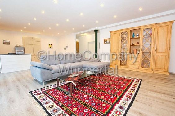 Großzügige Loftwohnung mit Terrasse, PKW-Stellplatz und DSL-Zugang in Wuppertal-Nächstebreck