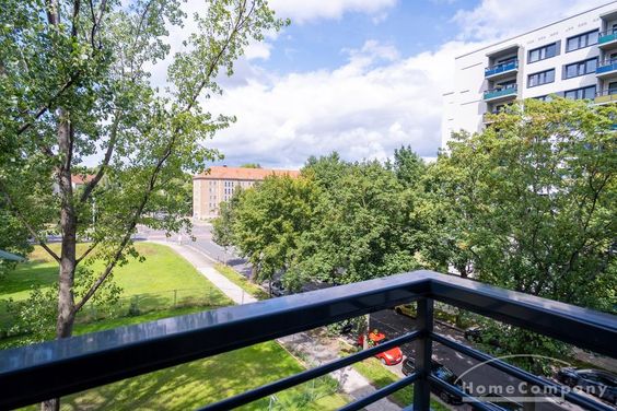 Möbliert/Furnished 2-Zimmer Apartment mit Balkon in Dresden Südvorstadt max. 2 Personen