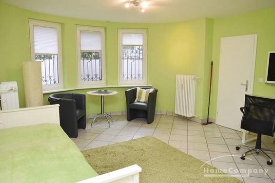 Zooviertel, Schönes,  Apartment im Souterrain einer Villa.