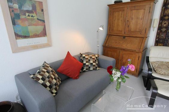 2-Zimmer-Altbauwohnung in einer der attraktivsten Straße der Bonner Südstadt!