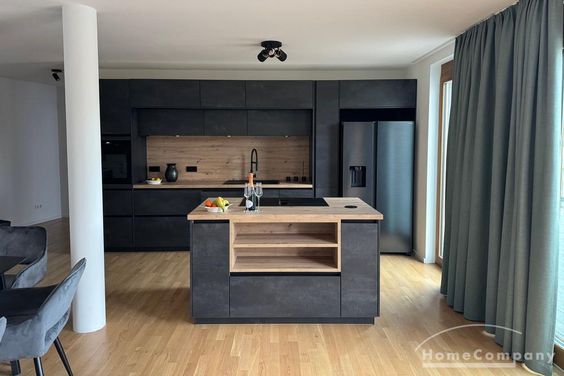 27536 HomeCompany Dresden Möbliert/Furnished 3-Zimmer Wohnung in Radebeul max. 4 Personen