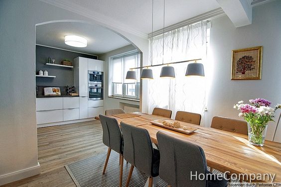 Hell und freundliche Wohnung mit Balkon und 2 Bädern in Düsseldorf Unterbilk