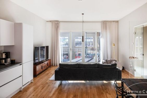Möbliert/Furnished Exklusive 3-Zimmer Wohnung in Leipzig-Gohlis mit Balkon max. 4 Personen