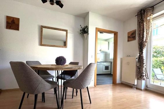 Möbliert/Furnished 2-Zimmer Apartment in Dresden-Blasewitz – 2 Personen