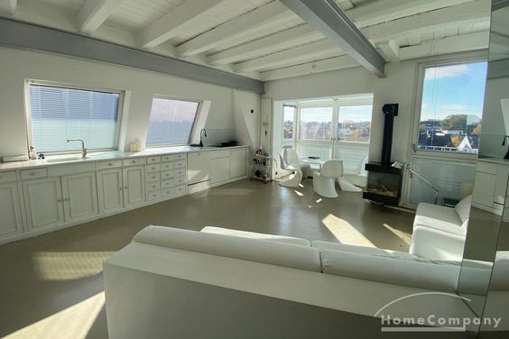 TOP Atelierwohnung im Loftstil mit Dachterrasse