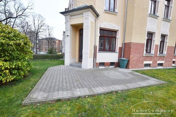 Büro-/Praxisfläche mit Terrasse und Gartennutzung