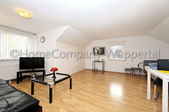 Modernes Apartment mit DSL für beruflich mobile Kunden