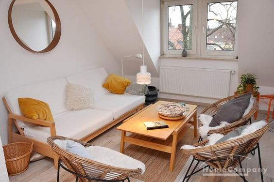 Ricklingen, Helle, ansprechend möblierte DG-Wohnung mit Highspeed Internet