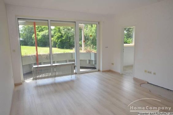 Wohnung mit Balkon / Garage in ruhiger Lage