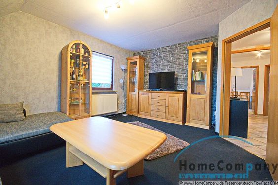 Große und gemütliche Wohnung mit KFZ-Stellplatz und Internet-Flatrate in Dortmund-Asseln.