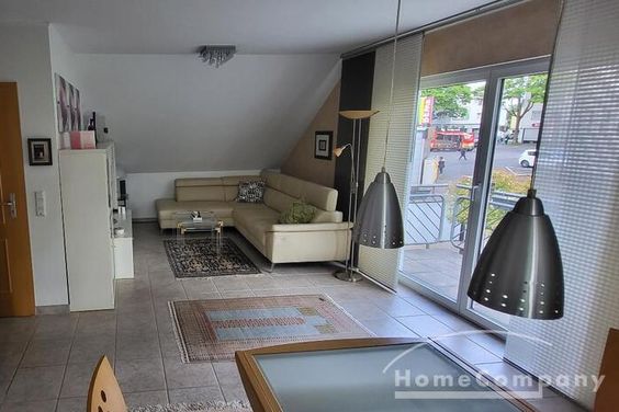 Möblierte 2-Zimmer-Wohnung mit Dachterrasse in Köln-Holweide!