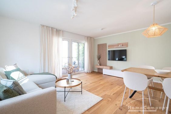 Möbliert/Furnished 4-Zimmer Wohnung in Dresden-Cotta 3 Personen