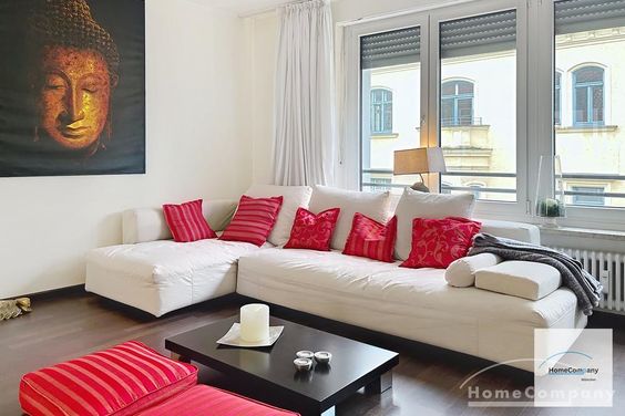 Lichtdurchflutete 2-Zimmer-Wohnung mit Balkon in Schwabinger Bestlage