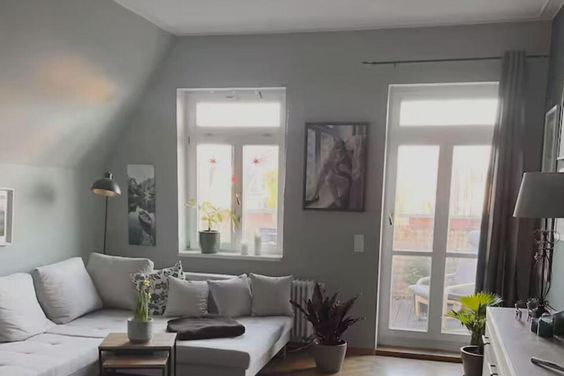 27459 HomeCompany Dresden Möbliert/Furnished 3,5-Zimmer-Wohnung in Dresden-Blasewitz mit Balkon max. 5 Personen