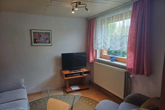 Wohnung über 2 Etagen in einem einzelnen Haus