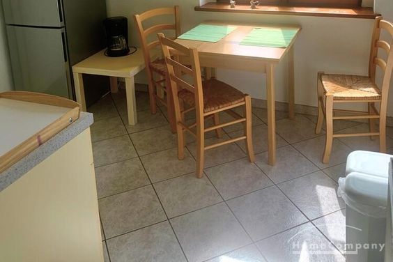 Möbliert/Furnished 2-Zimmer Apartment in Dresden-Dölzschen 2 Personen