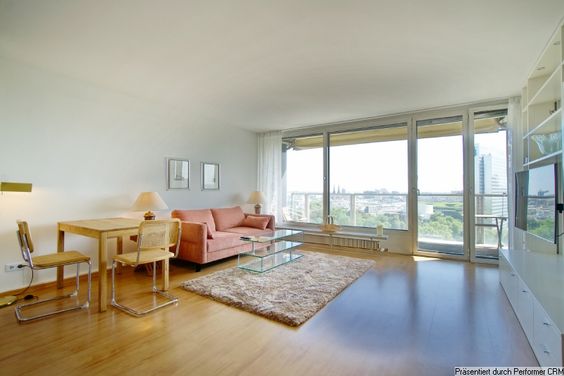 Schöne möblierte Wohnung in Pempelfort am Hofgarten, mit Internetzugang