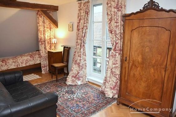 Barsinghausen-Wennigsen, Möblierte Firmenwohnung in Wennigsen mit 5 SZ jeweils mit ensuite-Bädern für 3-7 Personen