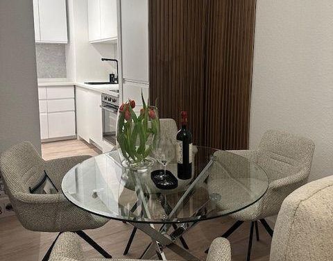 Charmante 2-Zimmer Wohnung mit großem Balkon ins Grüne!