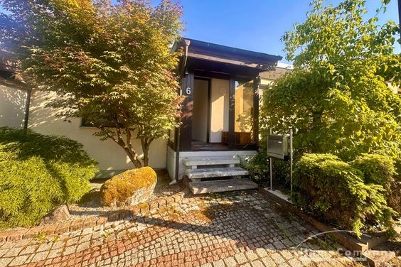 Helle Wohnung mit Terrasse in ruhiger Bungalow-Lage – Perfekt für Singles!