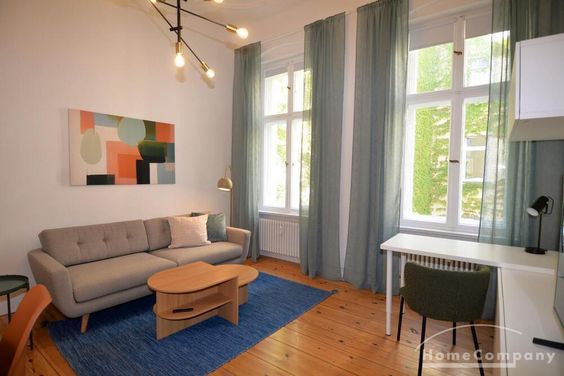 Helle und zentrale 2-Zimmer-Wohnung in Charlottenburg, möbliert