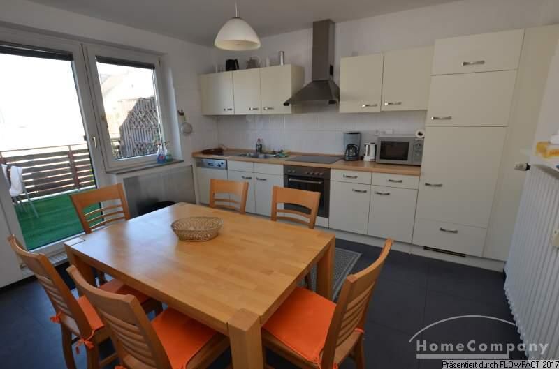 K&uuml;che mit Essbereich