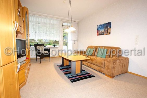 3-Zimmer-Wohnung mit Balkon, DSL, Tiefgaragenstellplatz und Schwimmbadnutzung in der Südtstadt