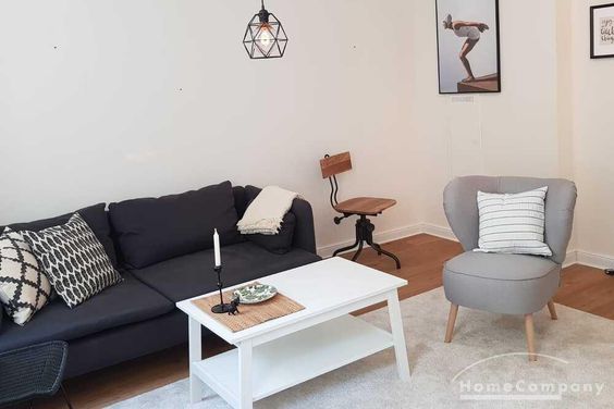 Moderne Wohnung im EG mit Waschmaschine