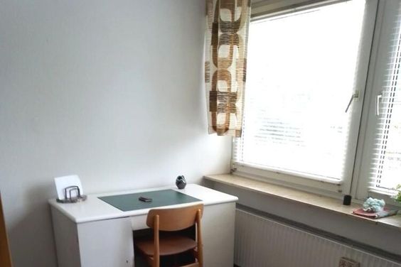 Zimmer Bild 2