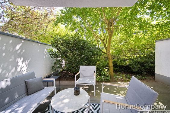 Schickes Apartment mit Terrasse und separater Küche in Düsseldorf Oberkassel