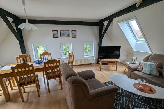 Große möblierte Wohnung in Schwedeneck