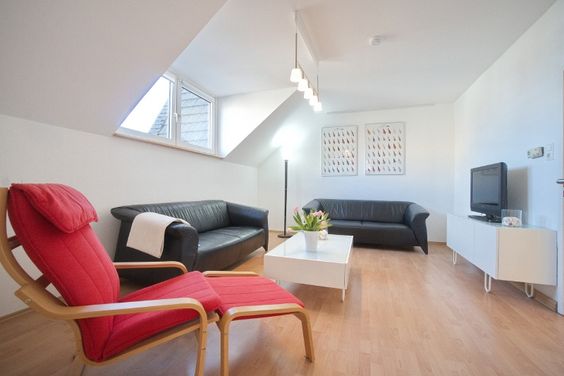 Modern, fully furnished, three-bedroomed apartment in Herne’s Wanne district