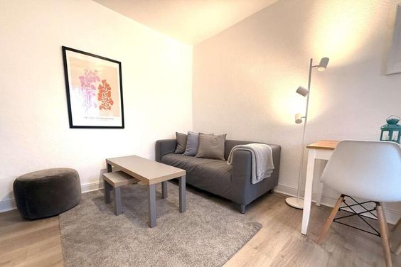Moderne 2-Zimmerwohnung mit DSL und PKW-Stellplatz in Top-Lage